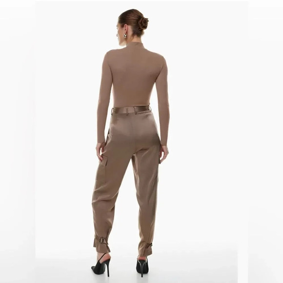 Aritzia Babaton Refined Satin Cargo Pant - Picture 4 of 15